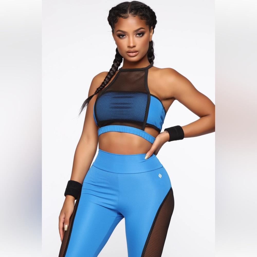 Fishnet Detail 2 Piece Workout Set, Sports Bra and Leggings- Nova Sports